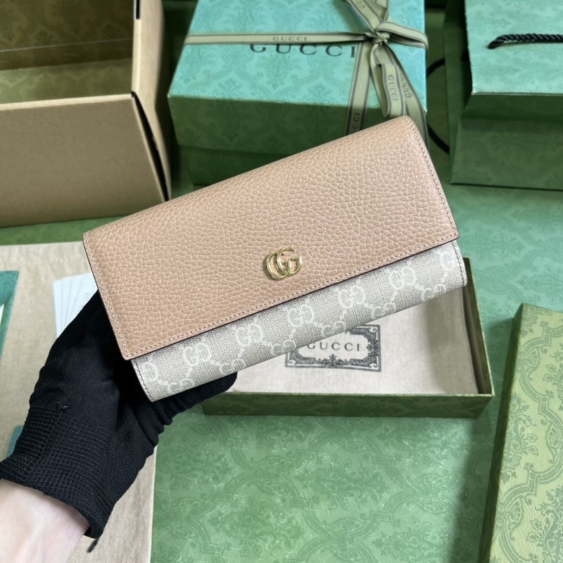 G*u*i wallets & purse